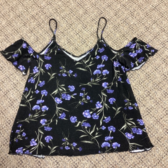 American Eagle Outfitters Tops - American Eagle Soft Black Purple Floral Off The Shoulder Top * Size Small